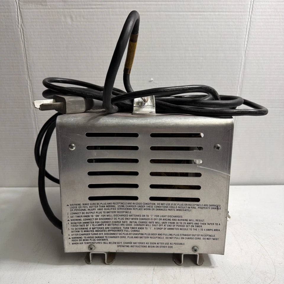 Lester Electrical Model 09611 Battery Charger 115VAC 36VDC Type 36LC25-3.5T12